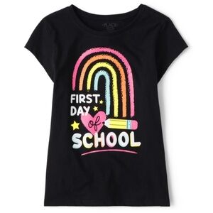 NEW - The Children’s Place
Girls First Day Of School Graphic Tee - Small (5/6)